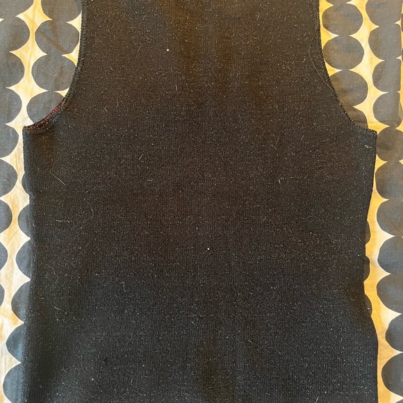 Bebe Black and Red Sleeveless Top - Picture 3 of 6